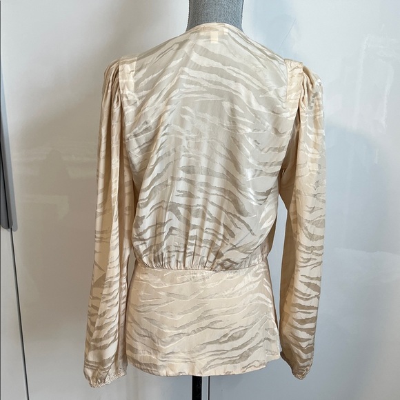 NWOT RONNY KOBO Silk Cream Zebra Print Women's Wrap Blouse, Size M - Picture 8 of 13